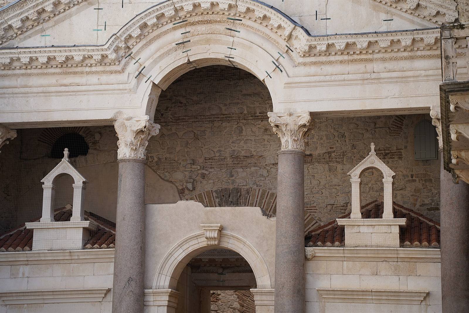 The Peristyle · 0.6 km