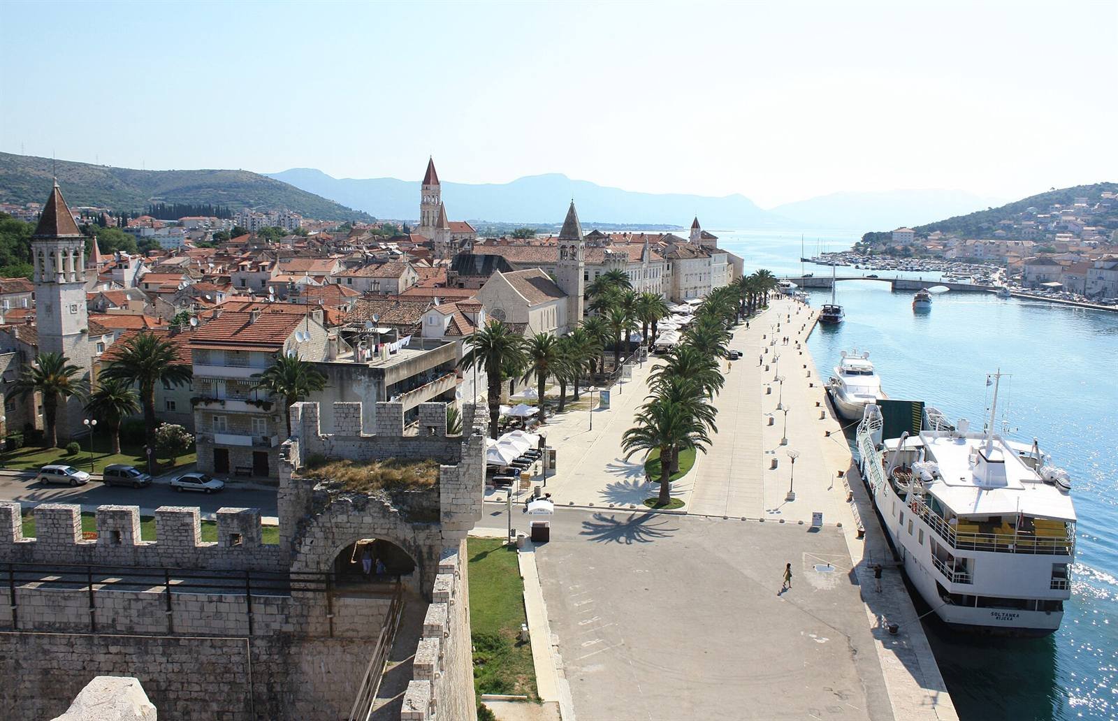 Trogir · 14.8 km